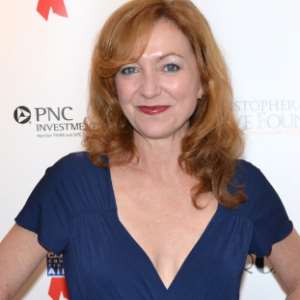 Julie White